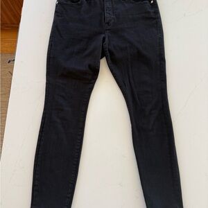 Good American Good Legs Skinny Jeans